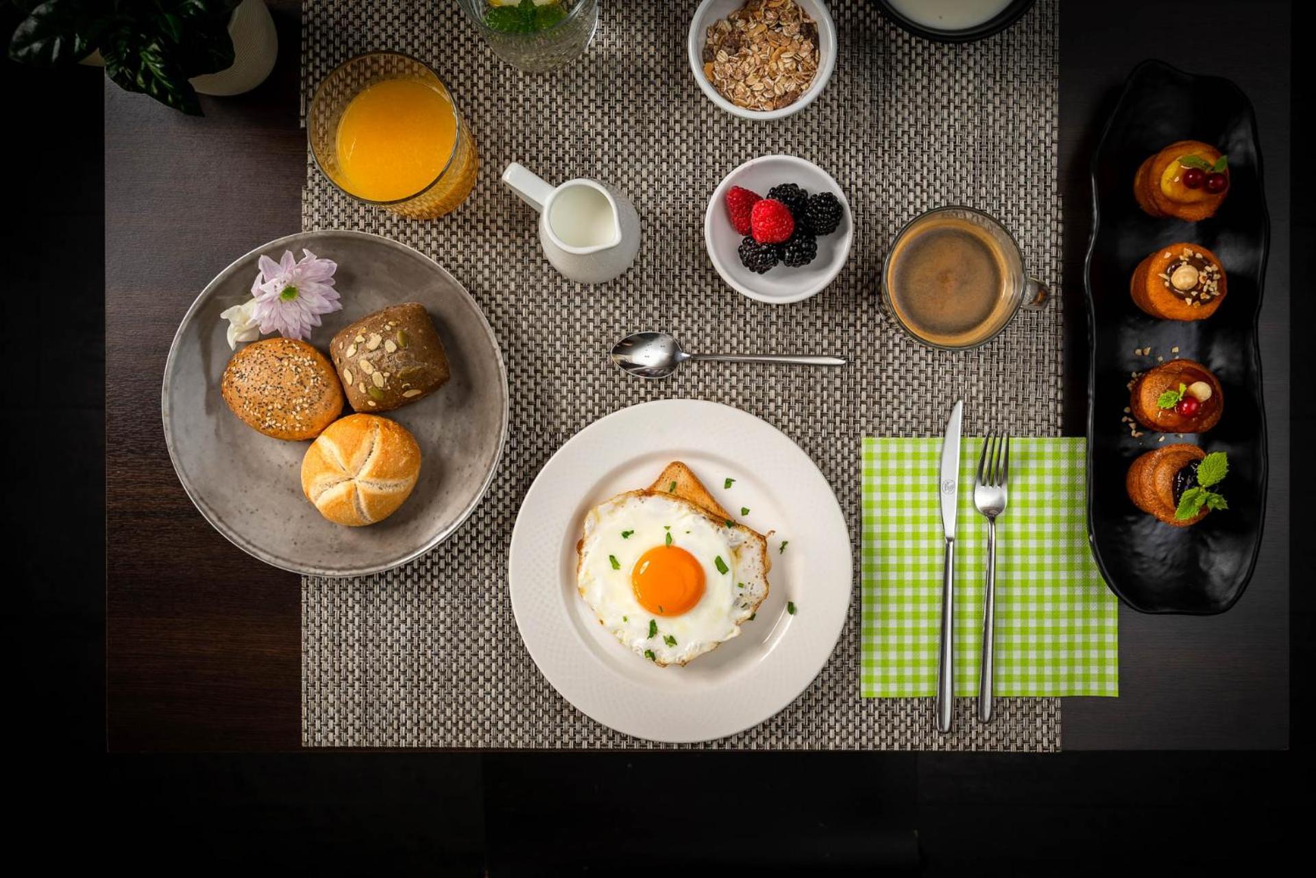 Hotel Ines กัตตอลิกา ภายนอก รูปภาพ