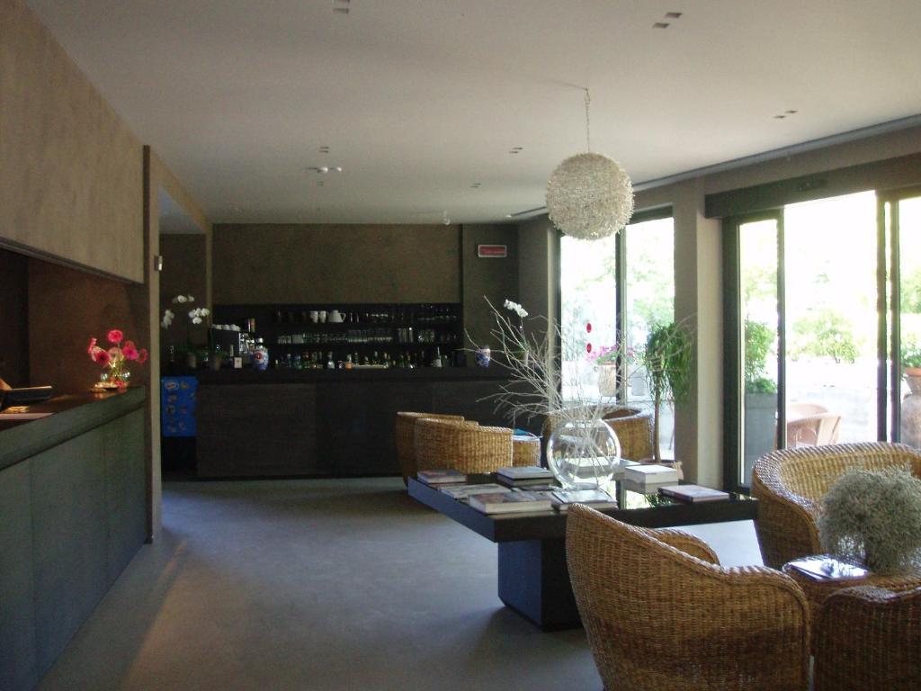 Hotel Ines กัตตอลิกา ภายนอก รูปภาพ